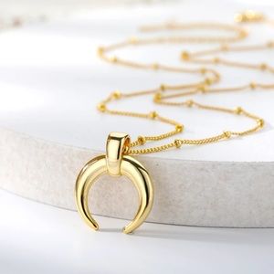 New 18K Gold Vermeil Sterling Silver 925 Crescent Moon adjustable Necklace